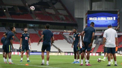 桑巴军团阿布扎比蓄势待发 新星闪耀静候亚洲劲敌