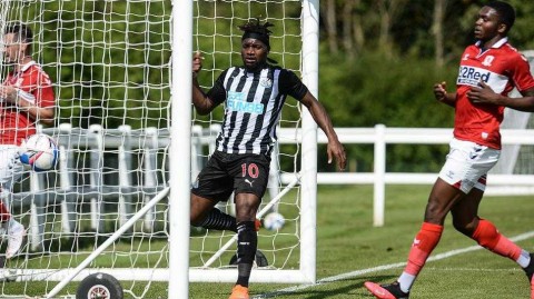 泰恩河畔的夏日惊雷：喜鹊军团备战路上惨遭“剃头”