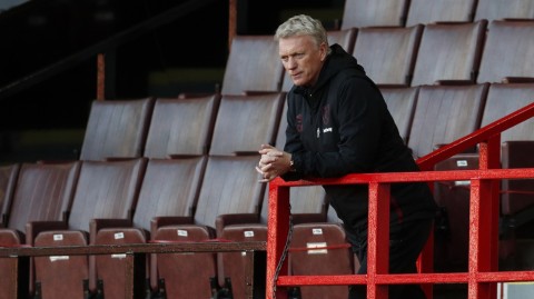 莫耶斯加冕伦敦足球年度最佳教练 铁锤帮复兴之路迎来领航人