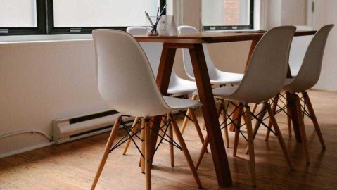 曼城欧冠前夕，瓜迪奥拉的表情大戏