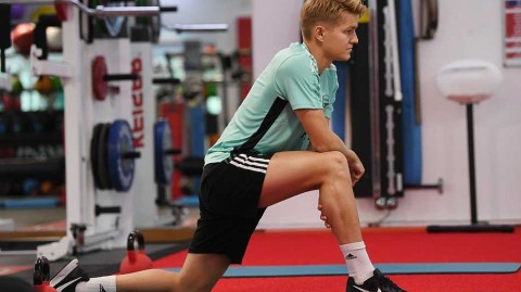 备战维拉！枪手众将科尔尼基地挥汗如雨，力求终结主场颓势