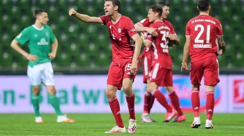 王者再临！拜仁慕尼黑客胜不莱梅，豪取德甲八连冠铸就新王朝