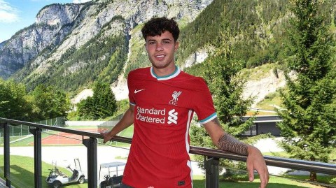 利物浦小将内科·威廉姆斯续约，红军右后卫未来无忧