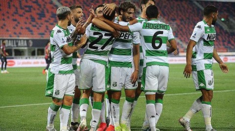 博洛尼亚黯然落败 萨索洛客场奏凯