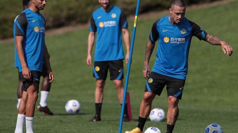 蓝黑军团厉兵秣马 孔蒂挂帅冲刺新赛季