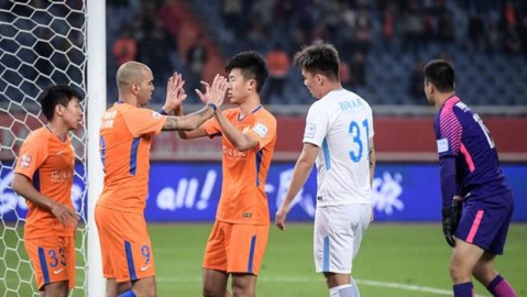 12月6日足协杯决赛：北京国安3比0胜河南，法比奥戴帽助队时隔7年登顶