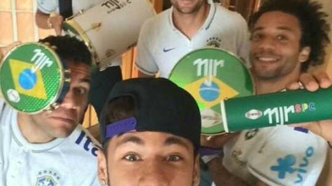 时光里的守护者：蒂亚戈·席尔瓦的老照片与不朽传奇