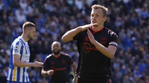 普劳斯英超赛季九球创纪录 任意球与远射双绝技冠绝群雄