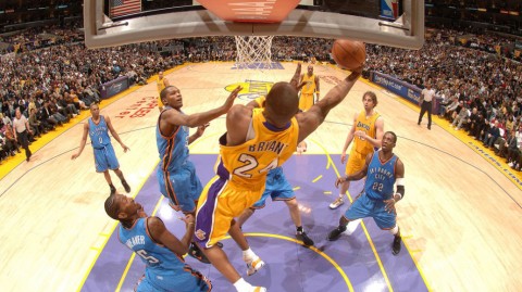 科比巅峰瞬间回顾：二六年紫金传奇再掀进攻狂潮