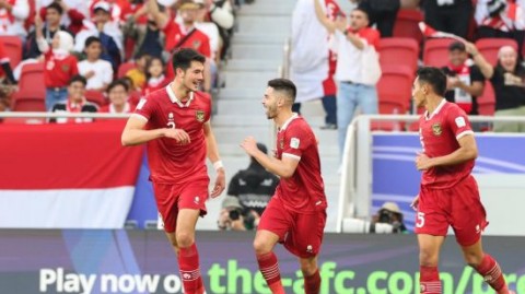 国足FIFA排名遭泰国反超！比尔的绝杀头球，不只改写了泰国足球的命运