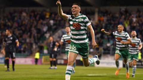 欧联烽火绿岛起 流浪者逆转奏凯歌