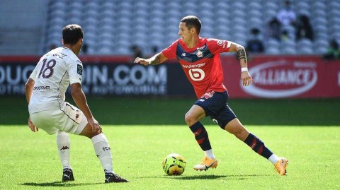 法甲联赛激战：里尔最后时刻绝杀梅斯全记录