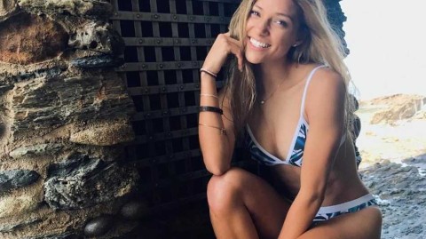 枪手铁卫情场得意，霍尔丁养伤期间邂逅美职联女足悍将