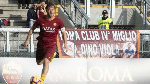 永恒罗马的绿茵童话：托蒂与马萨联袂演绎慈善足球盛宴