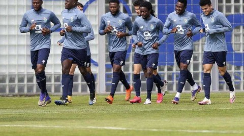 巨龙球场暗涌：波尔图欧冠生死战前的最后一练