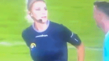 绿茵场上最美风景线：巴西女神裁判费尔南达的梦幻执法与争议人生