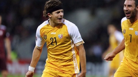 绿茵烽火燃里加：一场荡气回肠的欧陆对决