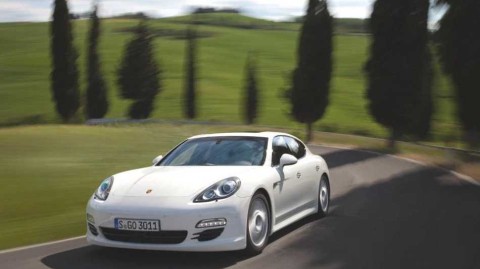 揭秘厄齐尔的地下城堡：从青训高尔夫到冠军收割机