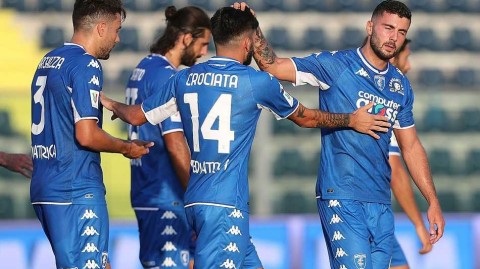 意大利杯首轮：恩波利四比二战维琴察，新赛季梦幻开局与顽强反击的交响乐