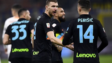 蓝黑军团两记重拳击退红狼 意大利杯征程昂首挺进