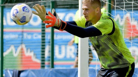 蓝鹰展翅待新篇：拉齐奥夏训冲刺，新赛季意甲蓄势待发