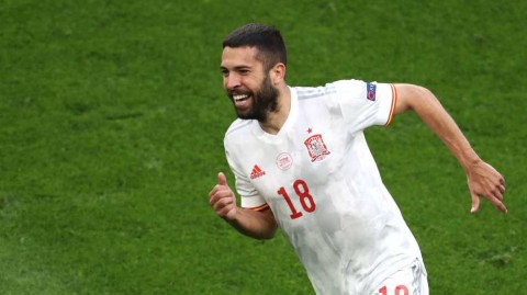 左路走廊的指挥官：阿尔巴如何用传球谱写西班牙的进攻乐章