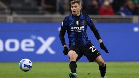 蓝黑荣耀尼科洛巴雷拉终结四十年国米本土球员决赛进球荒