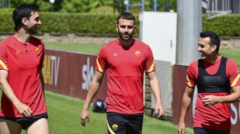 永恒之城的最后备战：罗马迎来赛季收官战，镜头下的专注与希望