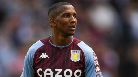 维拉续约老将扬，传奇坚守英超赛场