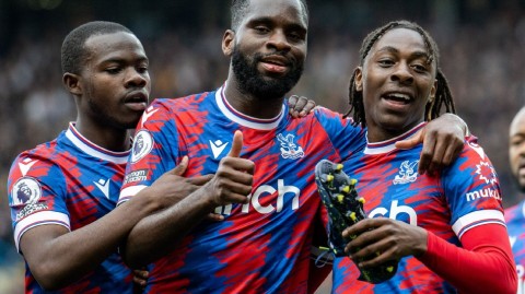 英超激战埃兰路：水晶宫五球横扫利兹联