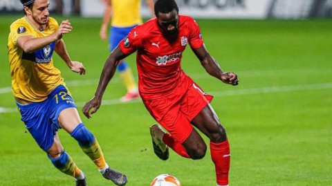 特拉维夫冬夜热血战报：马卡比绝杀锡瓦斯，欧联杯小组赛完美收官