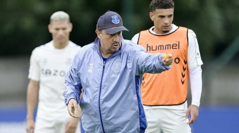 埃弗顿新帅贝尼特斯挂帅 亲力亲为打造铁血军团