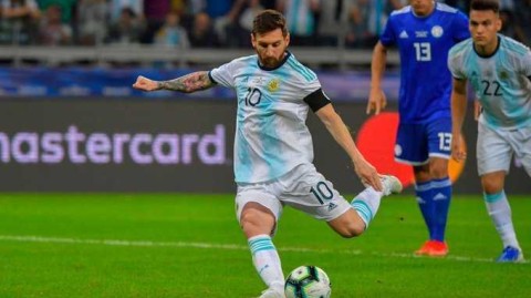 潘帕斯雄鹰折翼，阿根廷队陷舆论风暴