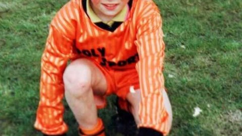 刀疤战士的绿茵传奇：弗兰克·里贝里的不灭激情