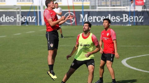 斯图加特夏训如火如荼 新赛季德甲征程蓄势待发