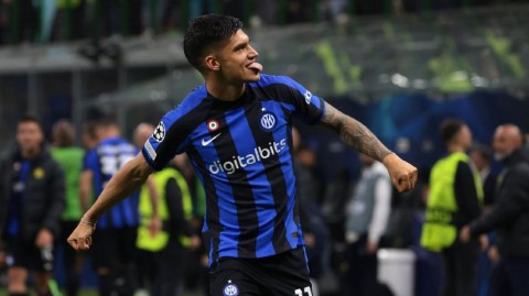 蓝黑锋翼南飞记 科雷亚租借登陆马赛