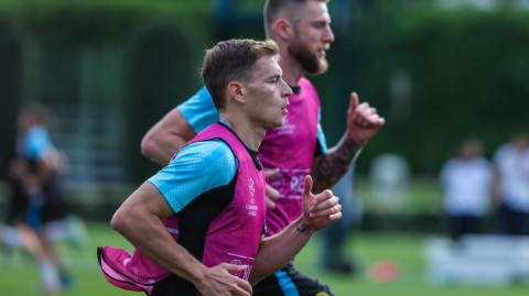 蓝黑军团决战前夕蓄势待发