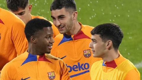 沙特烈日下的红蓝雄心 巴萨西超杯前最后备战