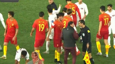 国足新帅邵佳一首秀开门黑，热身赛0-1不敌卡塔尔