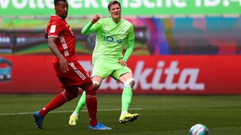 德甲青春风暴震动狼堡，拜仁客场险胜领先优势扩至七分