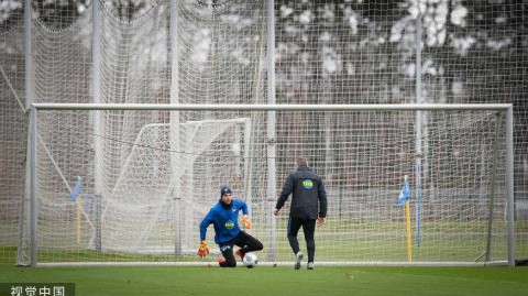 柏林赫塔寒冬备战，克林斯曼注入“烈火”誓言保卫德甲