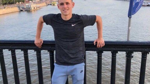 十八岁当爹，曼城太子福登晒照引爆网络