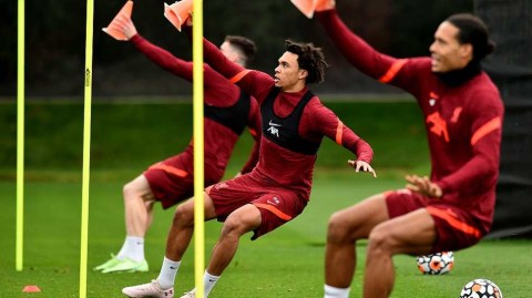 利物浦训练备战笑料不断，小游戏点燃团队激情