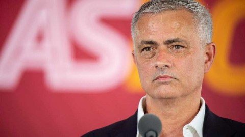 狼性与野心：穆里尼奥在罗马城的盛大首演