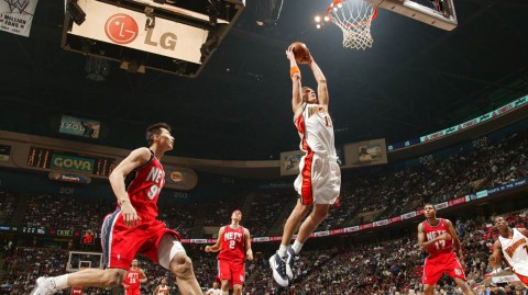 2026季后赛白热化：詹皇宝刀不老，绿军陷危局