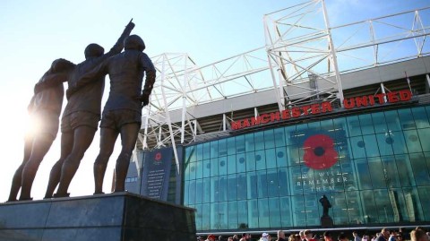 曼联梦剧场化身抗疫堡垒，老特拉福德球场助力英国医疗系统