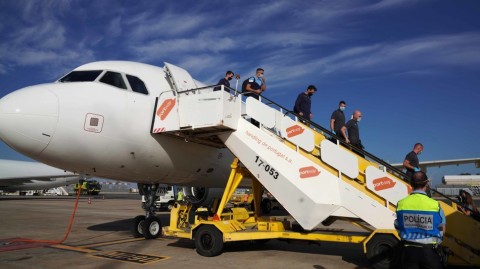 蓝月军团空降里斯本 静谧光明中酝酿欧冠雄心