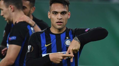 欧联杯战场：劳塔罗点射制胜，国米客场一球小胜维也纳快速