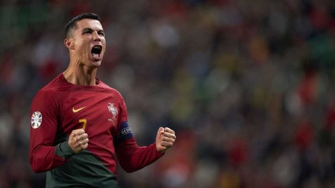 欧洲杯预选赛烽火再燃 C罗双响炮助葡萄牙大胜列支敦士登