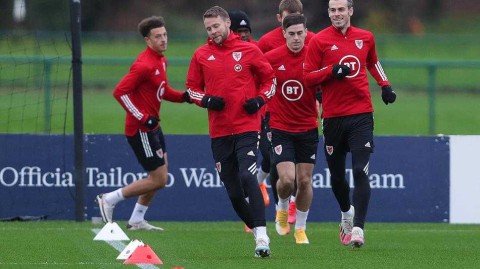 红龙腾飞在即 威尔士国家队集训最后一刻